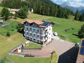 Ciasa Weiss Vigo Di Fassa